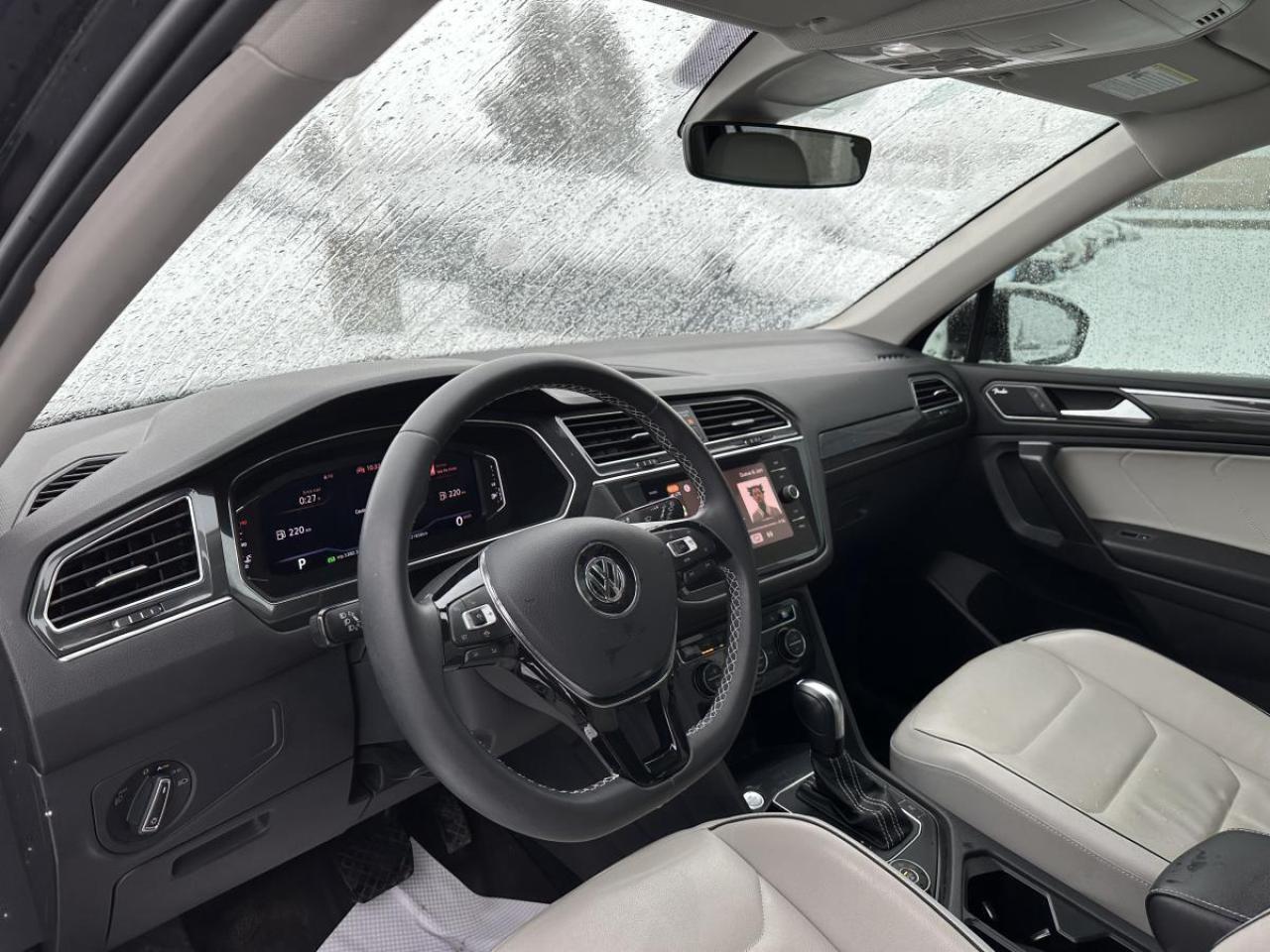 2021 Volkswagen Tiguan HIGHLINE 4MOTION AWD - LOADED Photo