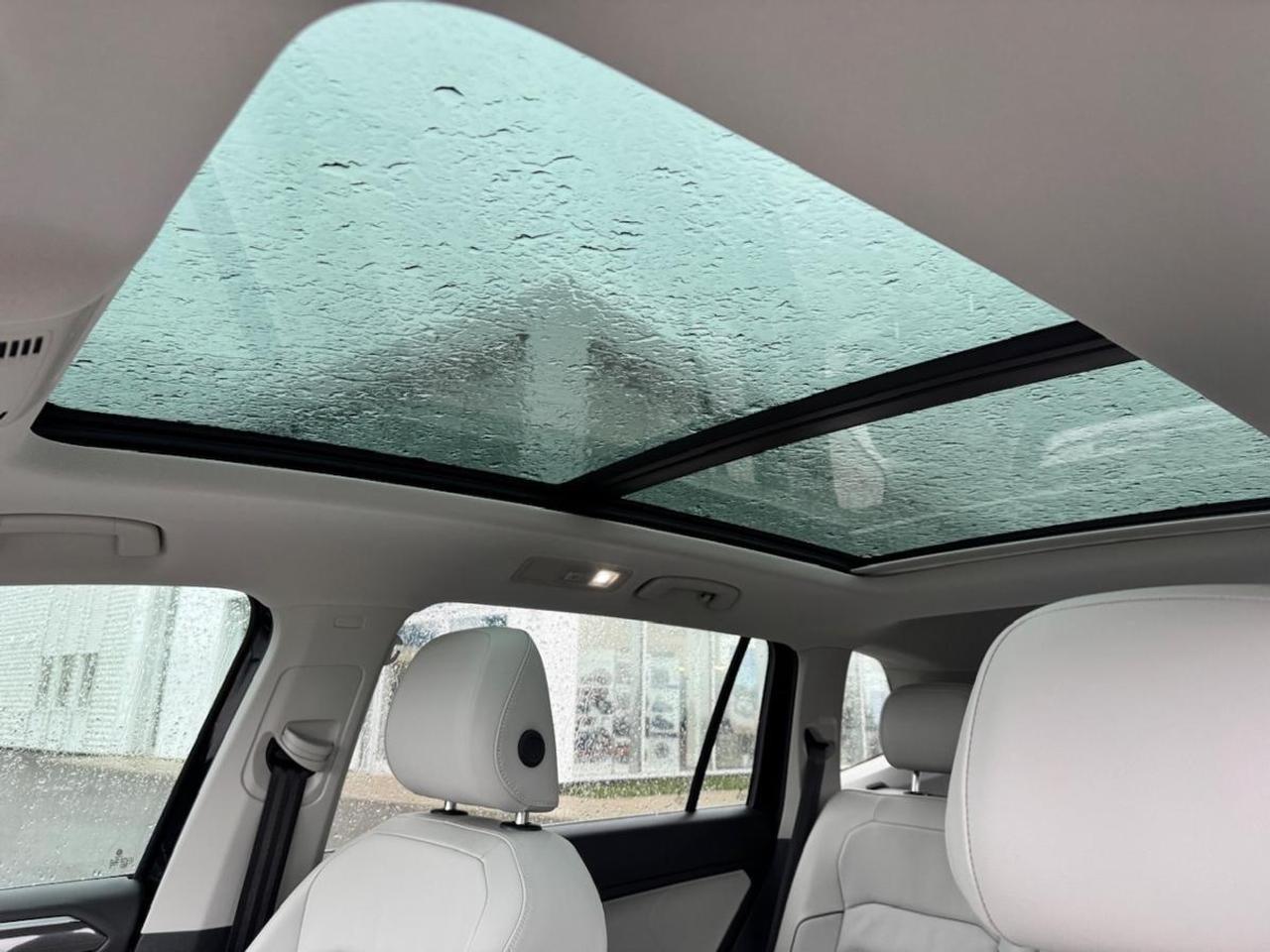 2021 Volkswagen Tiguan HIGHLINE 4MOTION AWD - LOADED Photo