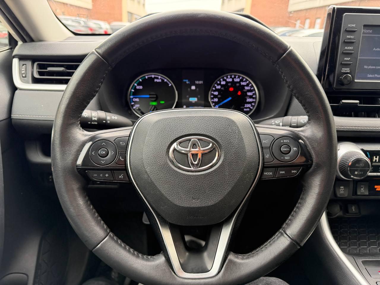 2021 Toyota RAV4 Hybrid XLE AWD Photo