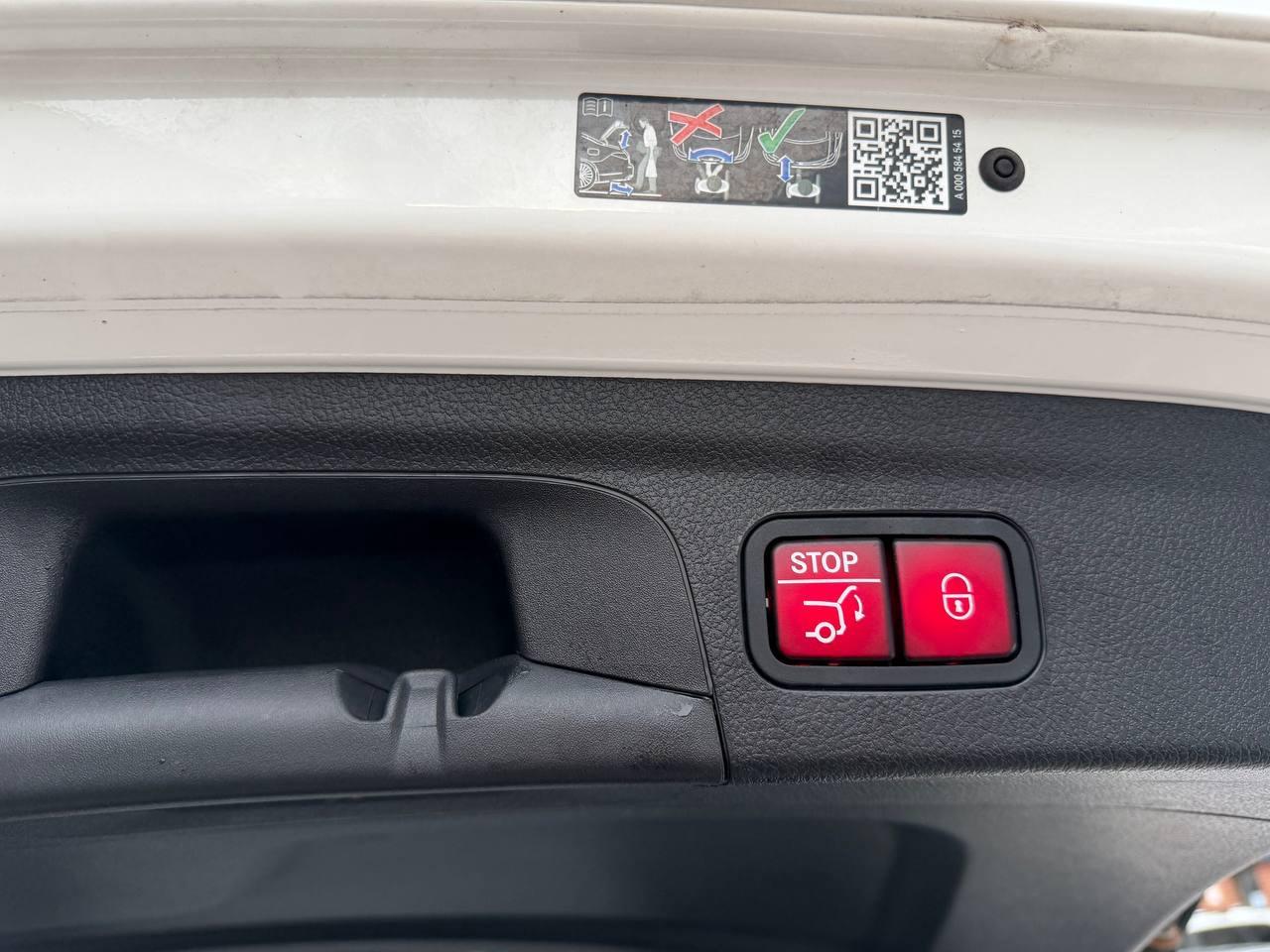 2022 Mercedes-Benz GLE-Class GLE 450 4MATIC SUV, TECH PKG, INTELLIGENT DRIVE PK Photo