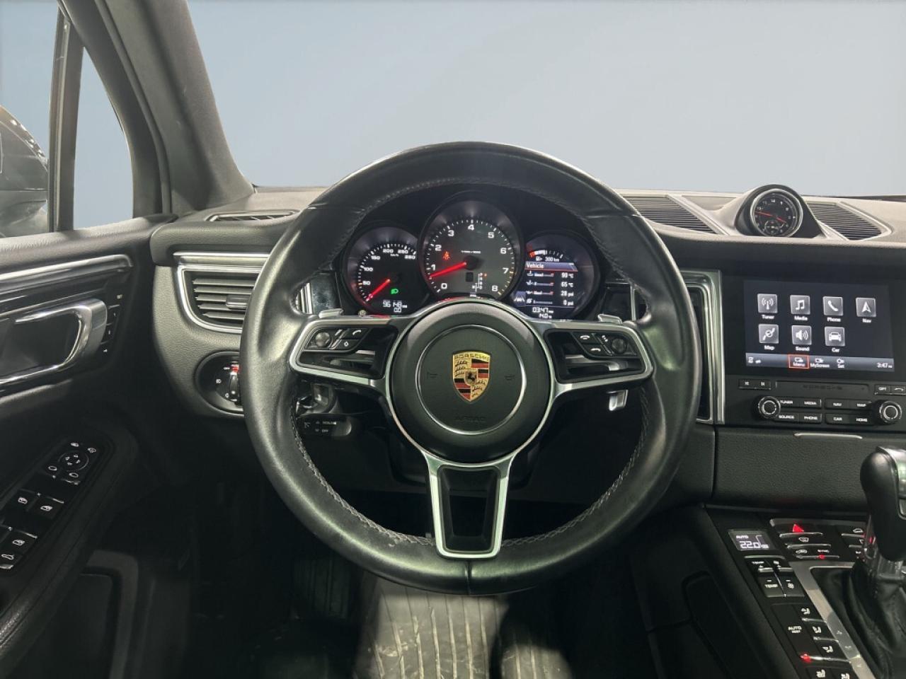 2018 Porsche Macan S /AWD/Leather/NAVI/Sunroof/Android Car Play/ Clea Photo