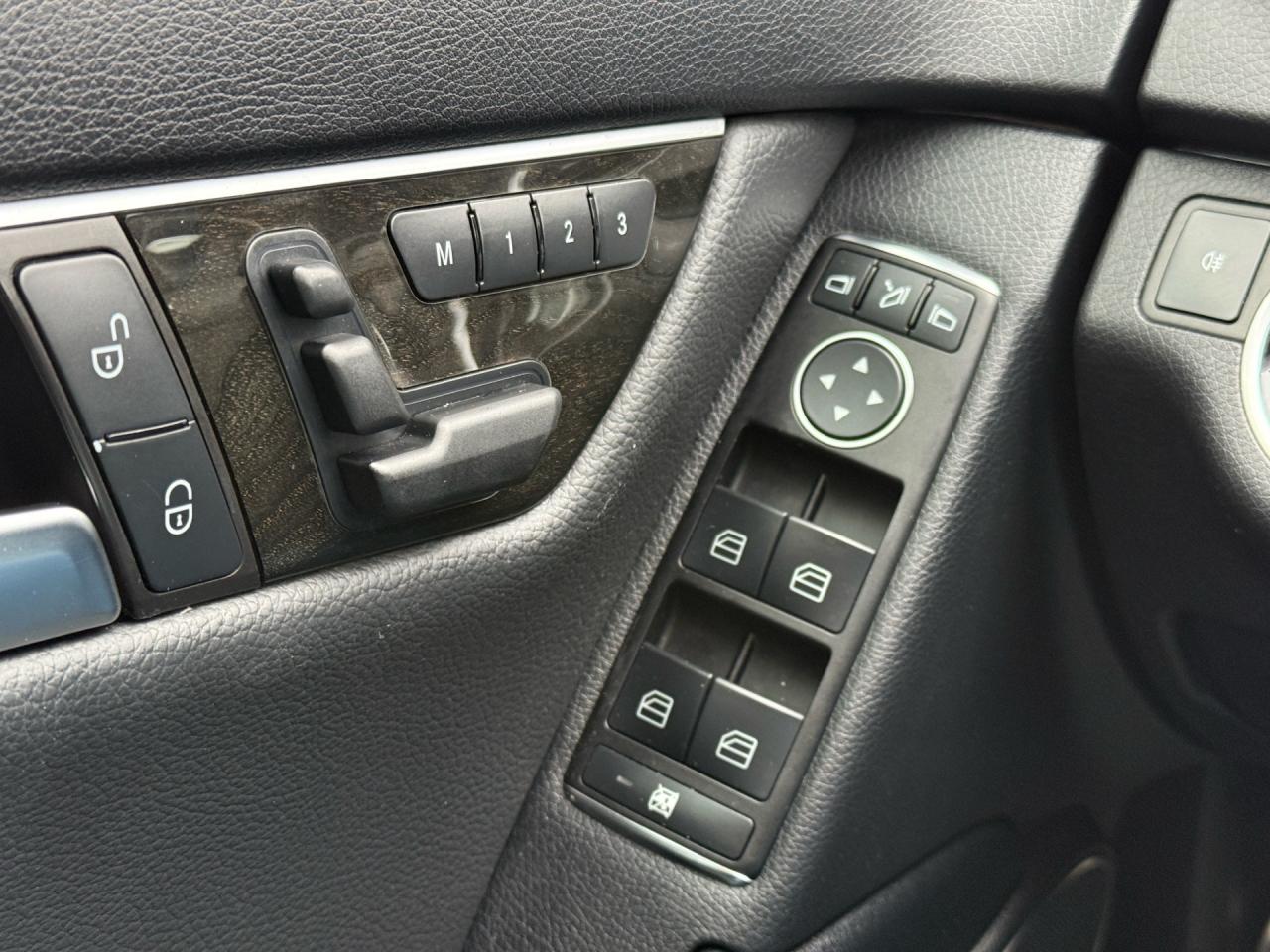 2013 Mercedes-Benz C-Class C 350 4MATIC AMG Sport  ACCIDENT FREE 1-OWNER 2 SE Photo