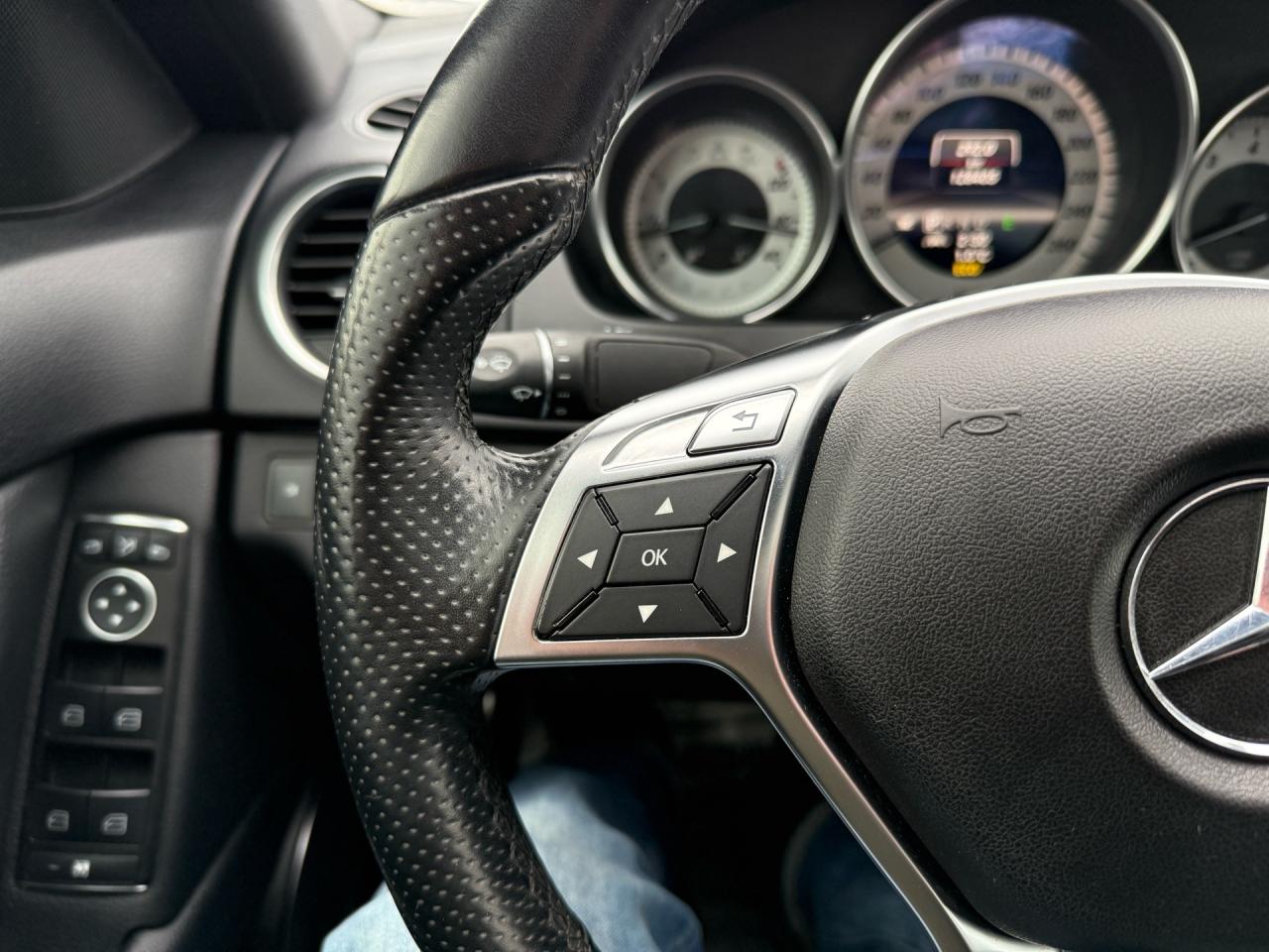 2013 Mercedes-Benz C-Class C 350 4MATIC AMG Sport  ACCIDENT FREE 1-OWNER 2 SE Photo