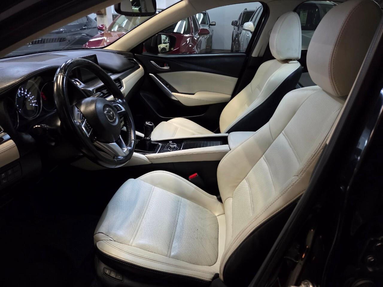 2016 Mazda MAZDA6 4dr Sdn 2.5L Man GT Clean CarFax/Manual/Leather Lo Photo