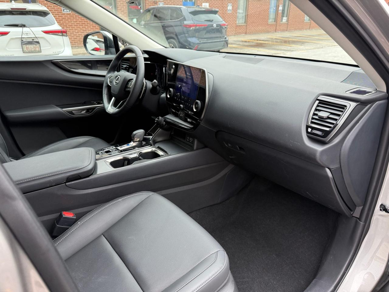 2025 Lexus NX NX 250 AWD, ONE OWNER, BALANCE OF MANUFACTURE WARR Photo