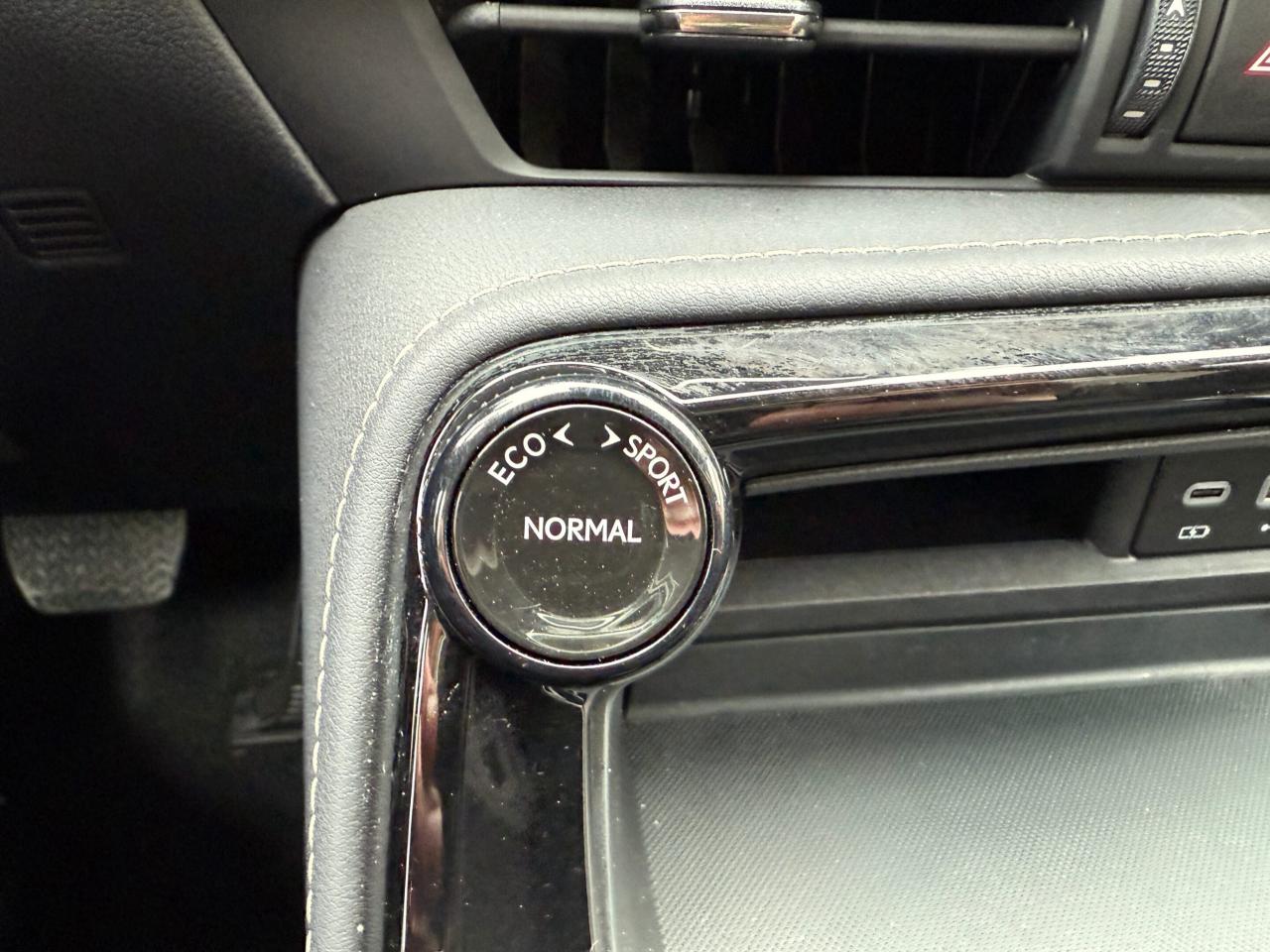 2025 Lexus NX NX 250 AWD, ONE OWNER, BALANCE OF MANUFACTURE WARR Photo