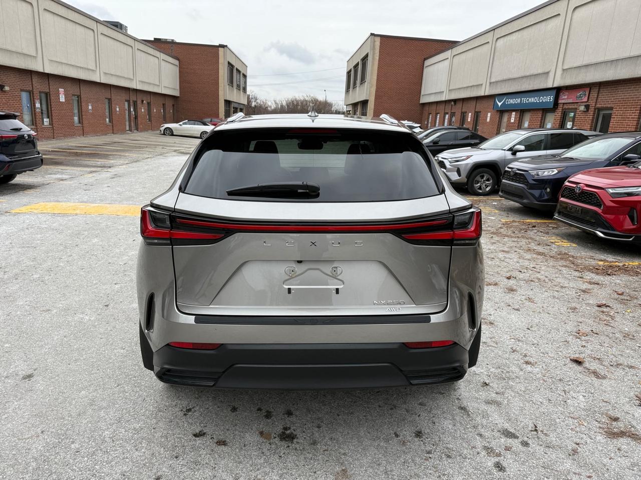 2025 Lexus NX NX 250 AWD, ONE OWNER, BALANCE OF MANUFACTURE WARR Photo