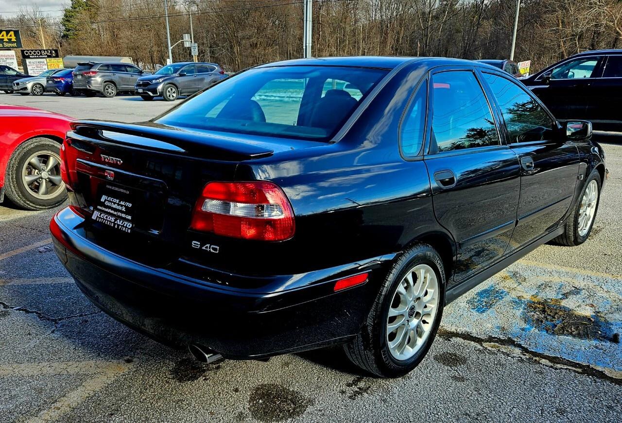 2004 Volvo S40 A 4dr Sdn Low KMs/Leather/Heated Seats Photo
