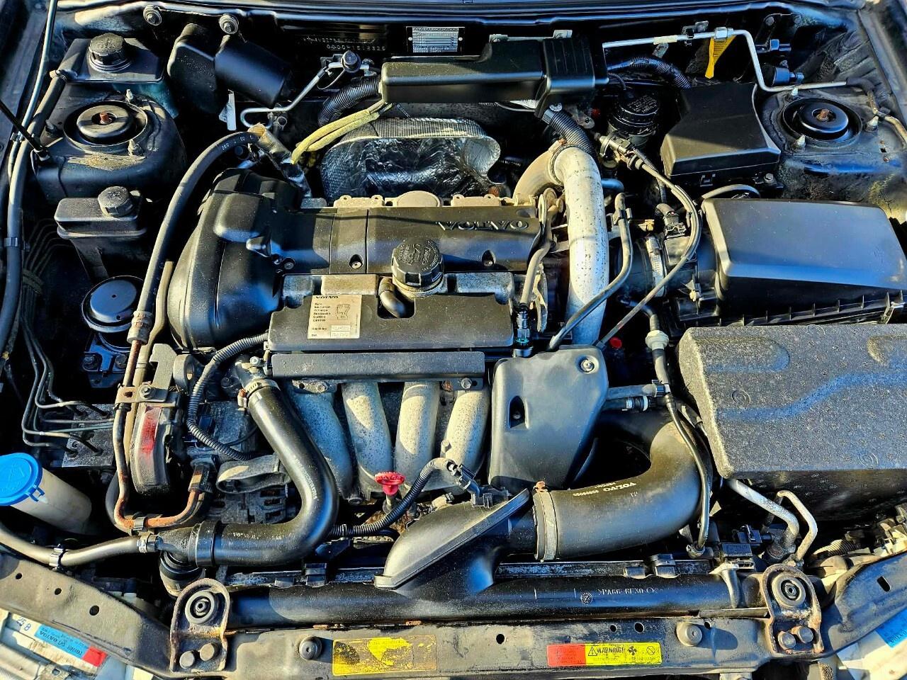 2004 Volvo S40 A 4dr Sdn Low KMs/Leather/Heated Seats Photo