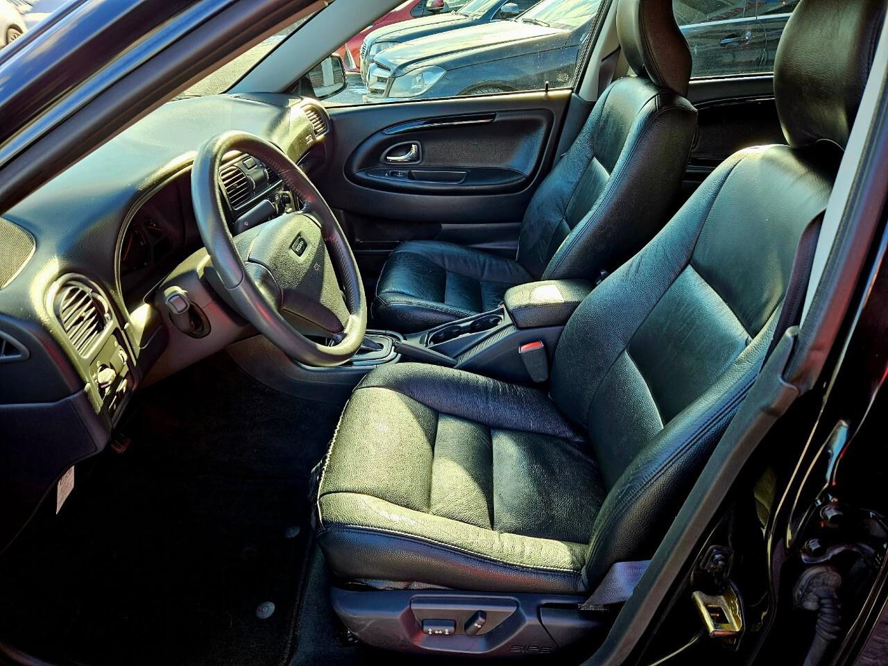 2004 Volvo S40 A 4dr Sdn Low KMs/Leather/Heated Seats Photo