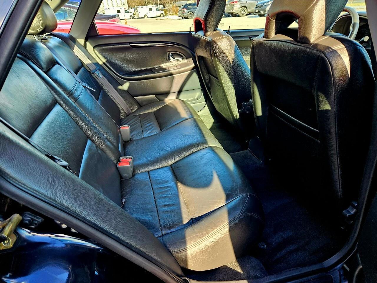 2004 Volvo S40 A 4dr Sdn Low KMs/Leather/Heated Seats Photo