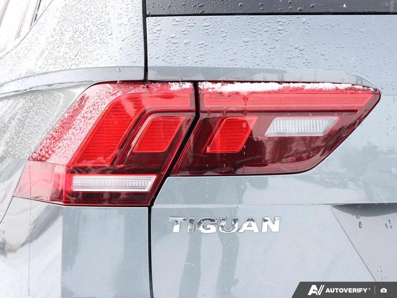 2018 Volkswagen Tiguan ComfortlineCERTIFIED AS-TRADED, NAVIGATION, HTD SE Photo