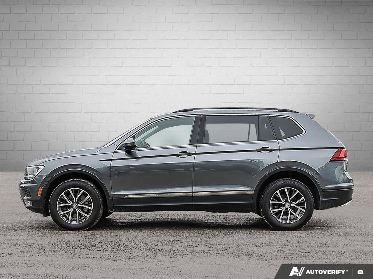 2018 Volkswagen Tiguan ComfortlineCERTIFIED AS-TRADED, NAVIGATION, HTD SE Photo2