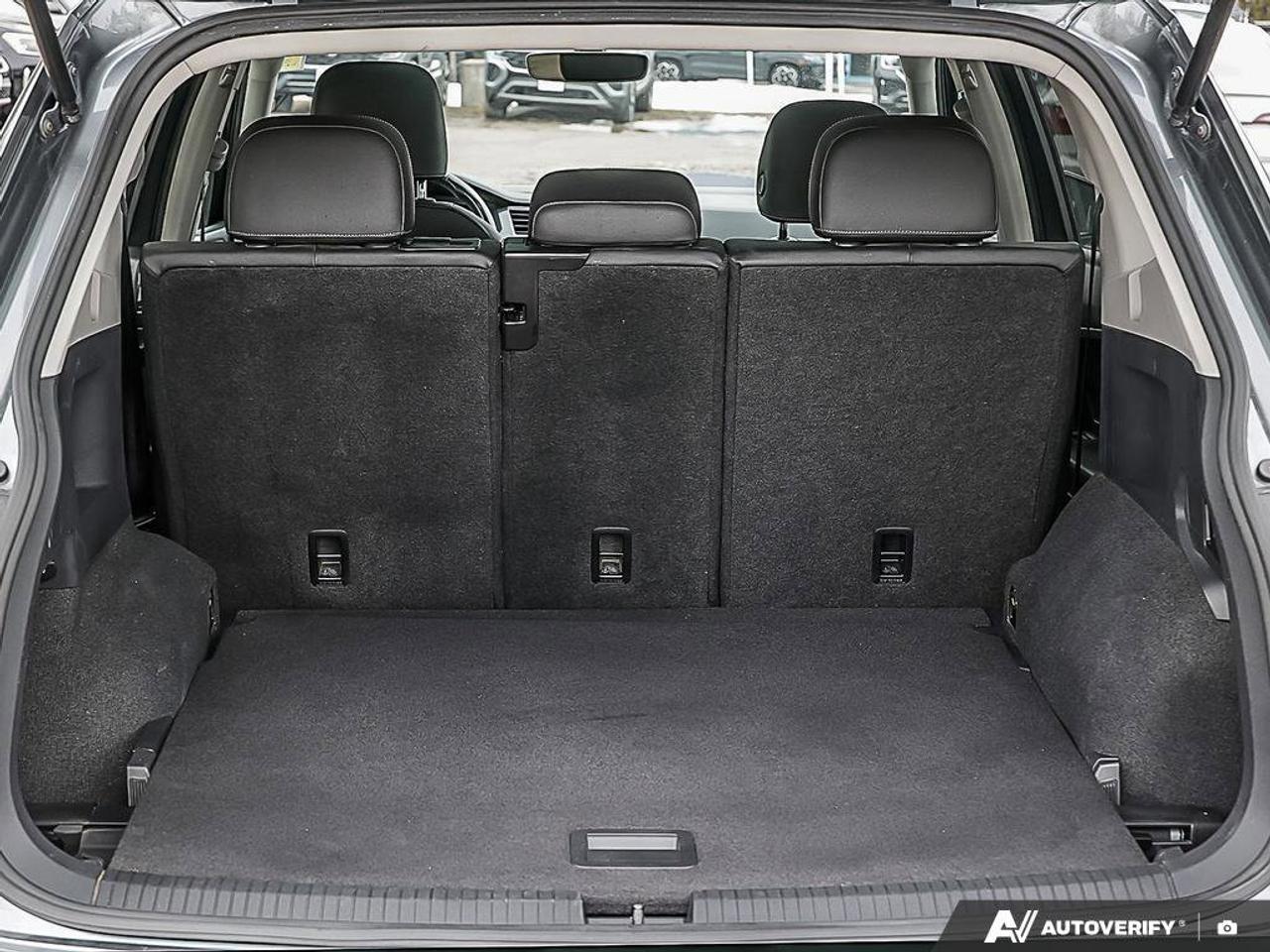 2018 Volkswagen Tiguan ComfortlineCERTIFIED AS-TRADED, NAVIGATION, HTD SE Photo