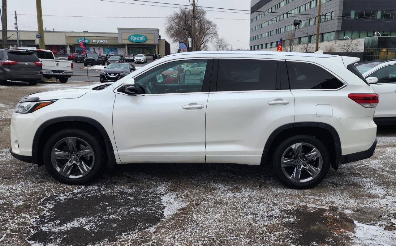 2017 Toyota Highlander LIMITED AWD V6 3.5L, NO ACCIDENTS Photo