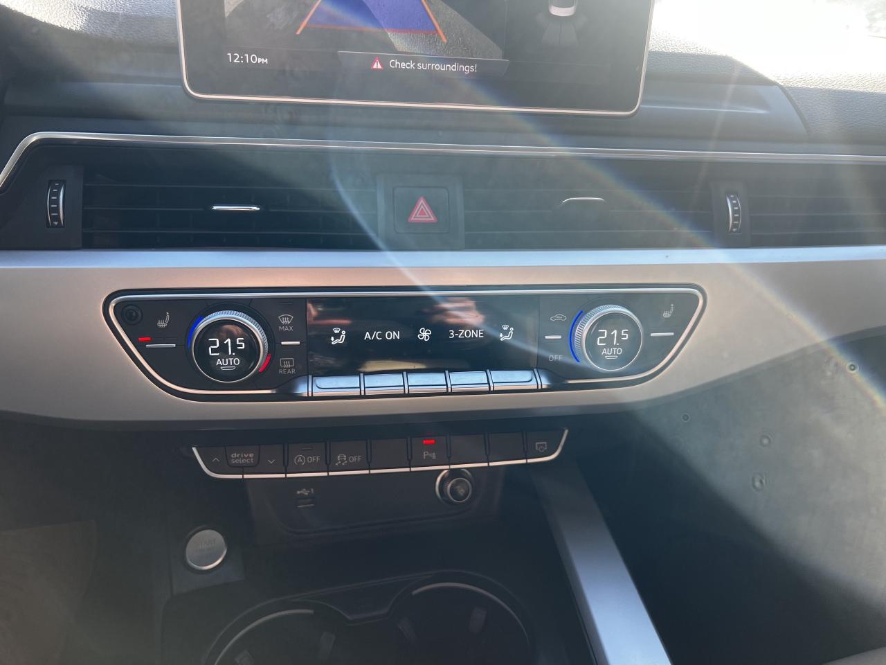 2018 Audi A4 2.0 TFSI quattro Komfort S tronic Photo