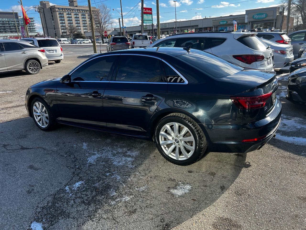 2018 Audi A4 2.0 TFSI quattro Komfort S tronic Photo