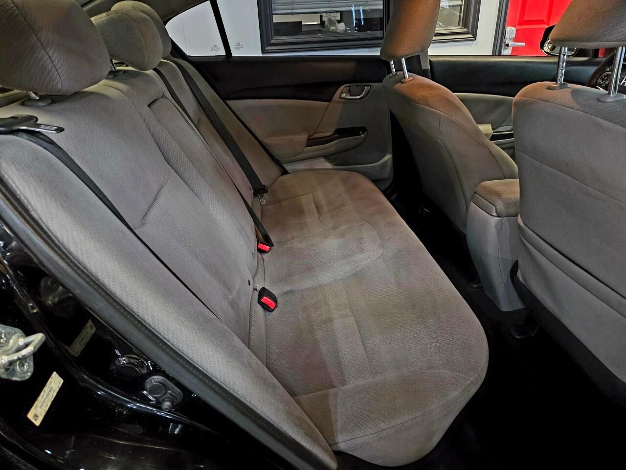 2013 Honda Civic LX Automatic Low KMs/Bluetooth/Heated Seats Photo