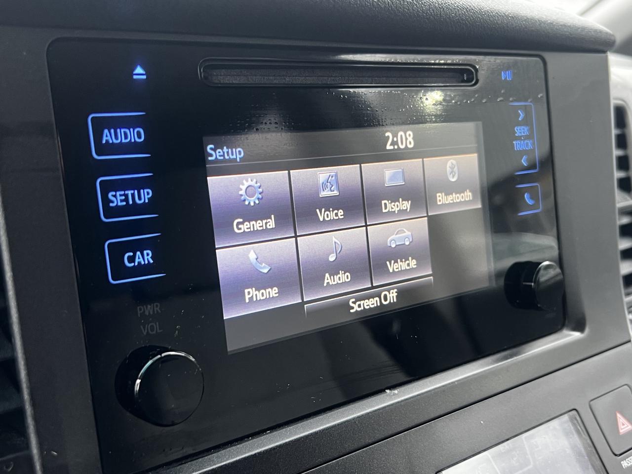 2017 Toyota Sienna 5DR 7-PASS FWD Photo