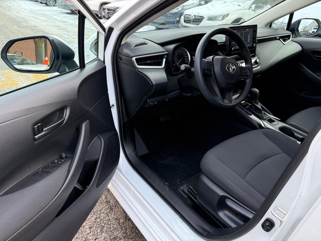 2022 Toyota Corolla LE CVT, ONE OWNER , NO ACCIDENT Photo