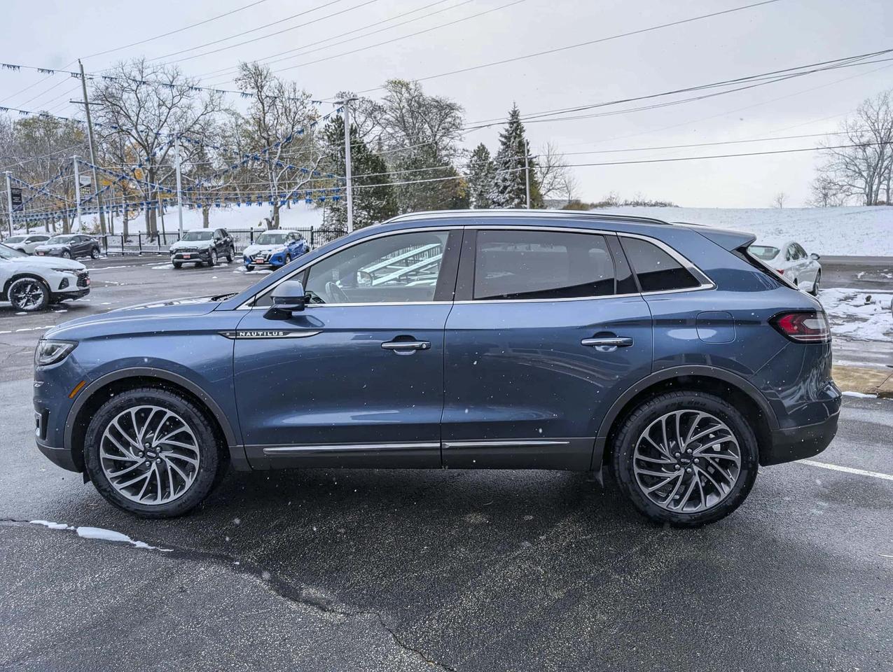 2019 Lincoln Nautilus Reserve-CLEAN CARFAX, RMT Start, Sunroof, AWD, NAV Photo4