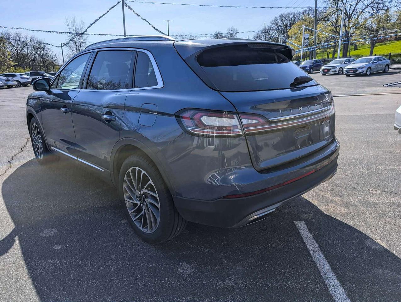 2019 Lincoln Nautilus Reserve-CLEAN CARFAX, RMT Start, Sunroof, AWD, NAV Photo