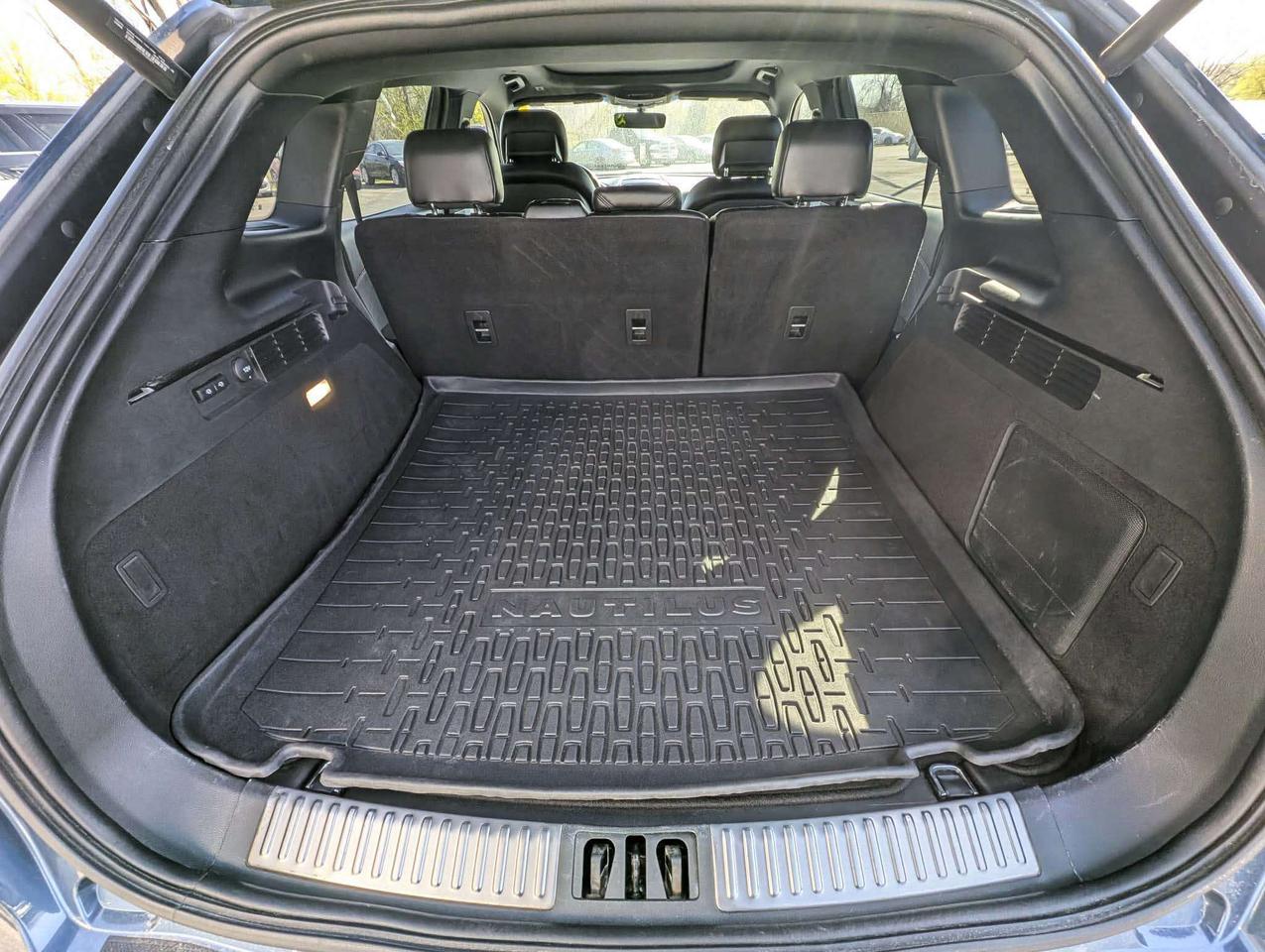 2019 Lincoln Nautilus Reserve-CLEAN CARFAX, RMT Start, Sunroof, AWD, NAV Photo