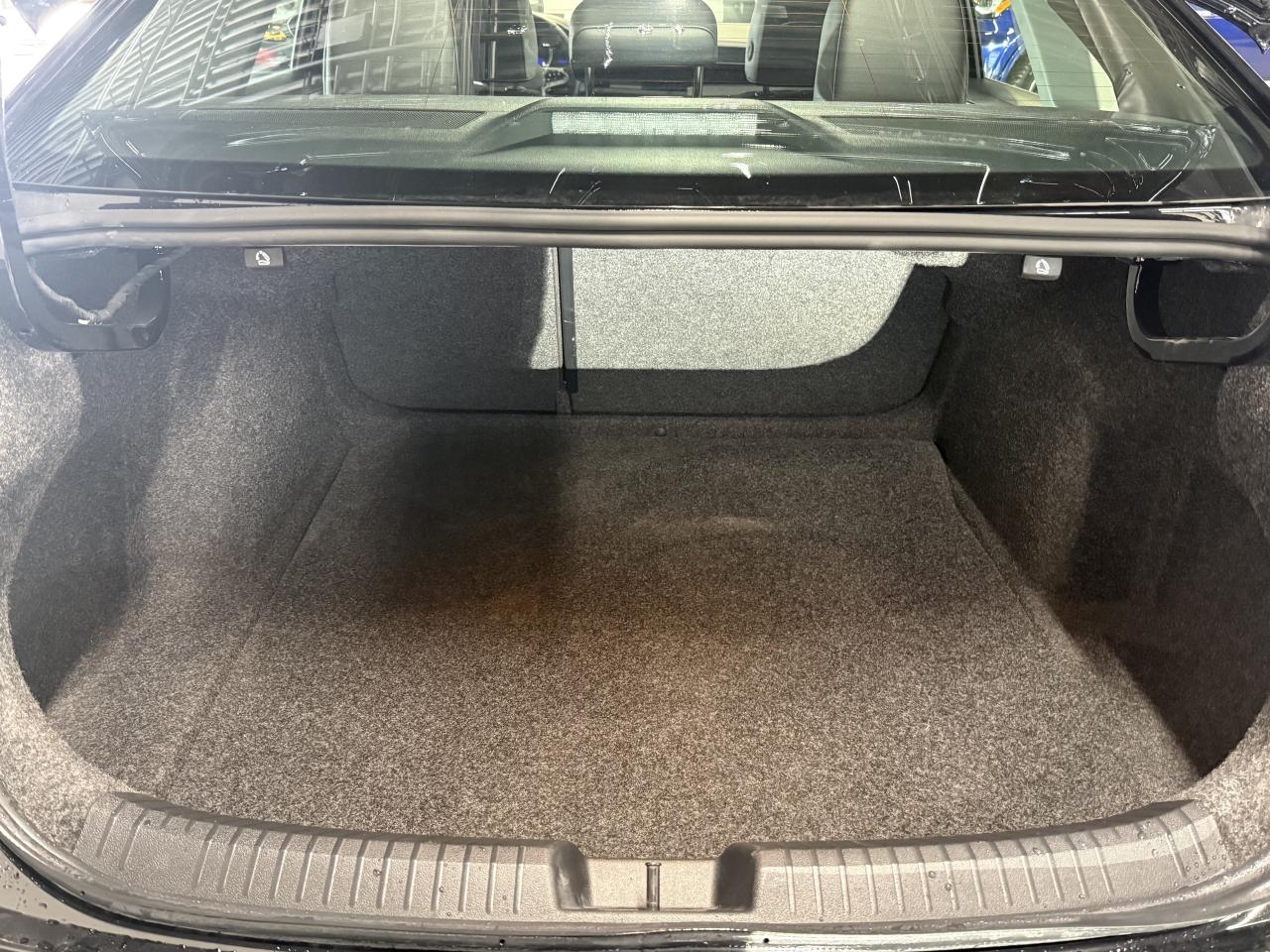 2025 Volkswagen Jetta No Accident l Comfortline l VW Warranty + Photo