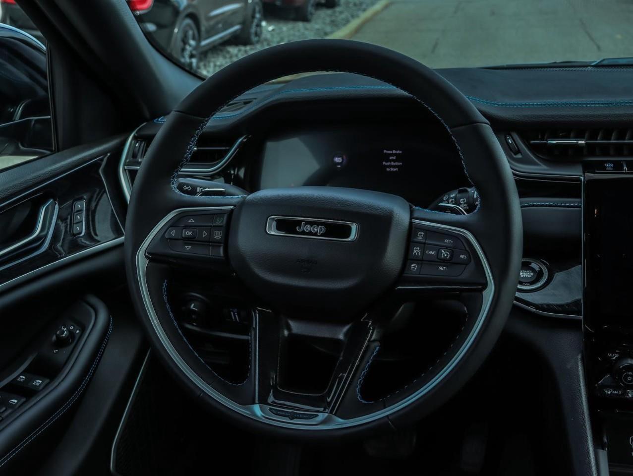 2023 Jeep Grand Cherokee 4xe Trailhawk Incl. Heated Steering Wheel & Heated/Coo Photo