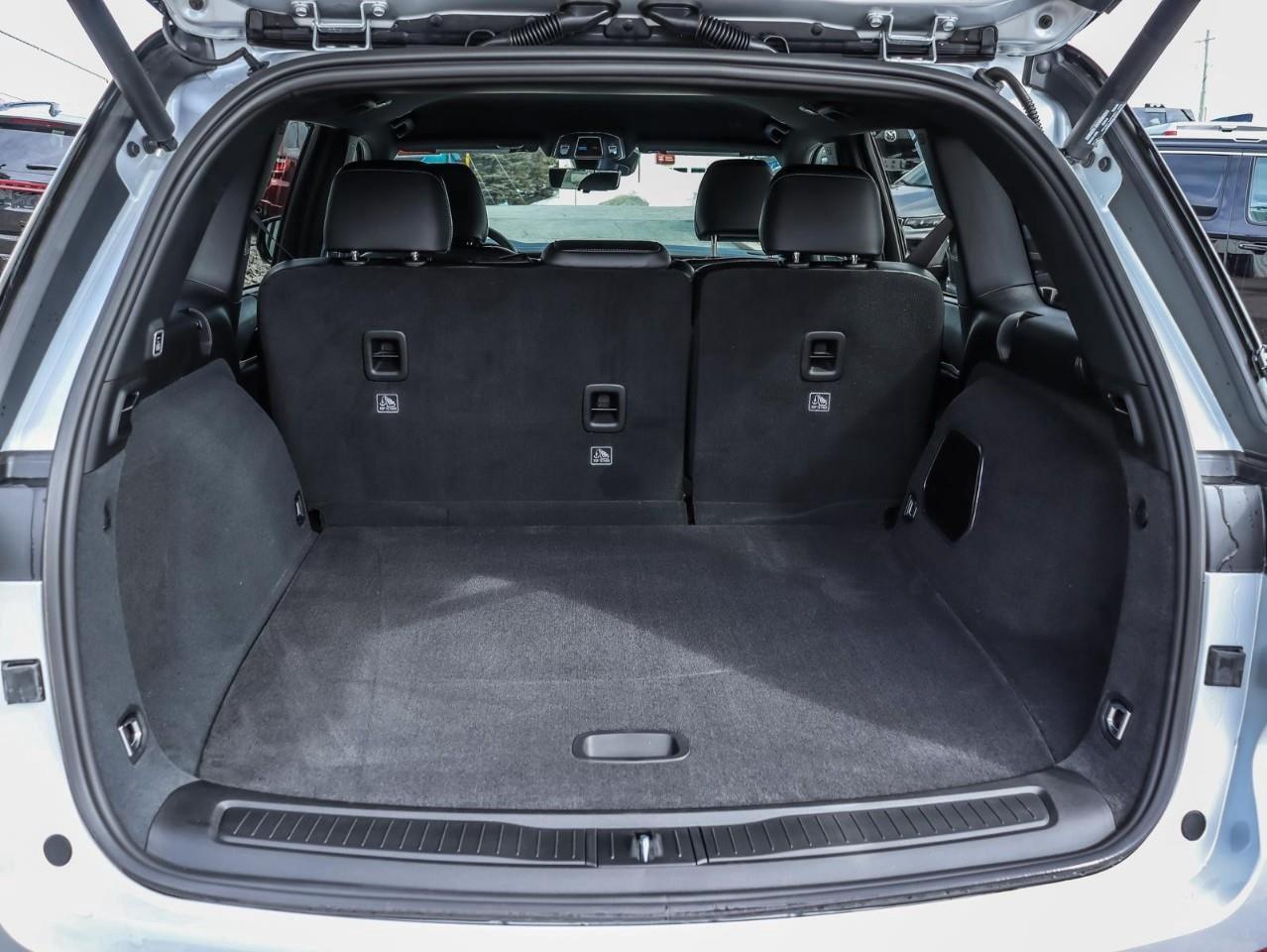 2023 Jeep Grand Cherokee 4xe Trailhawk Incl. Heated Steering Wheel & Heated/Coo Photo