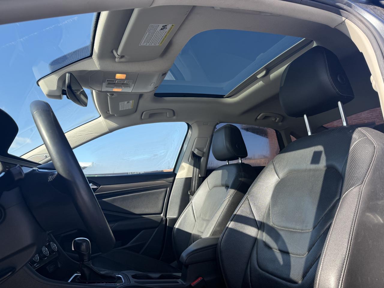 2021 Volkswagen Jetta No Accident l Execline l FWD l Ambient Light Upgrd Photo