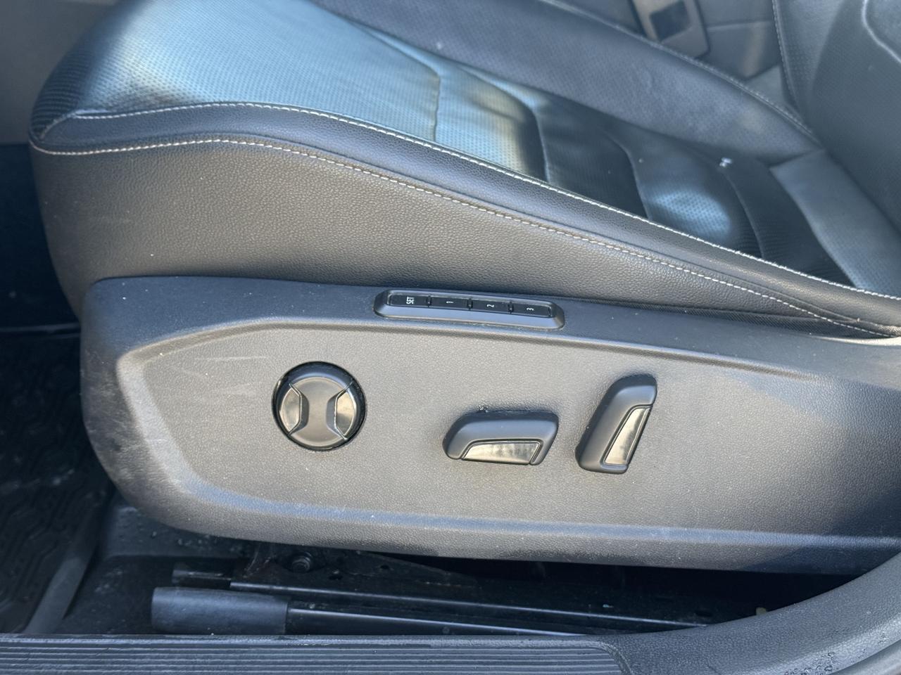 2021 Volkswagen Jetta No Accident l Execline l FWD l Ambient Light Upgrd Photo