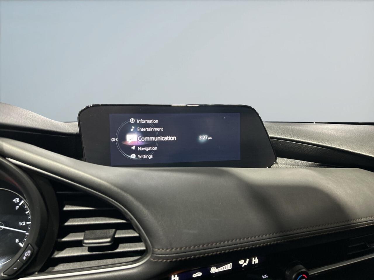 2021 Mazda Mazda3 Sport GS / Extra Clean Condition / Low KM / NAV / Heated Photo