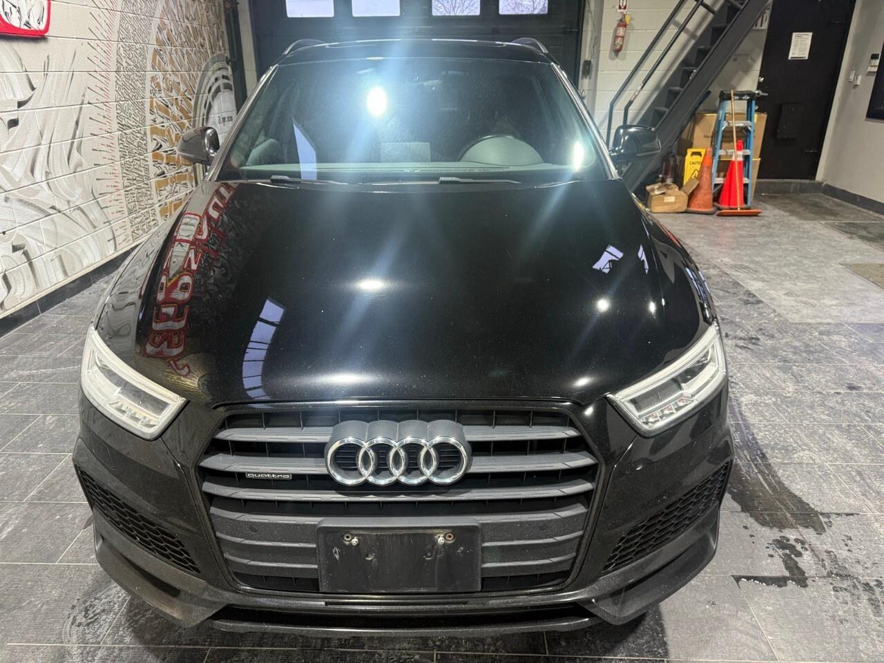 2018 Audi Q3 2.0 TFSI quattro Technik Tiptronic 2018 Audi Q3 te Photo0