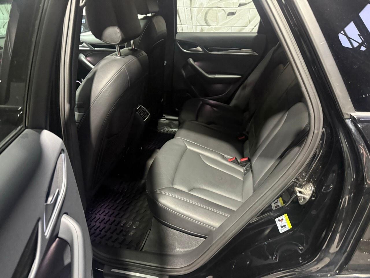 2018 Audi Q3 2.0 TFSI quattro Technik Tiptronic 2018 Audi Q3 te Photo