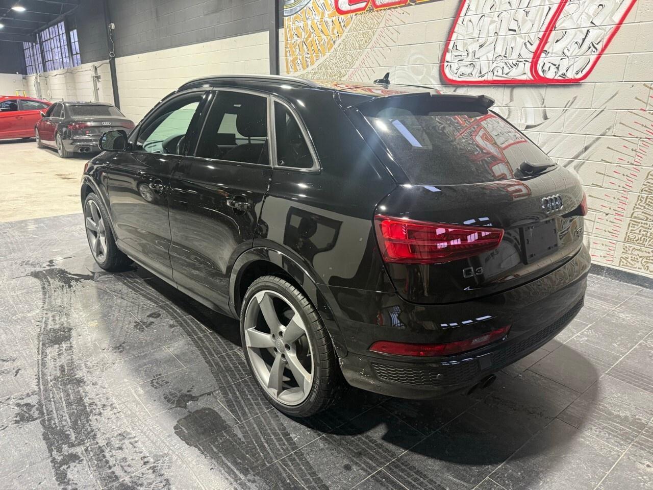 2018 Audi Q3 2.0 TFSI quattro Technik Tiptronic 2018 Audi Q3 te Photo5