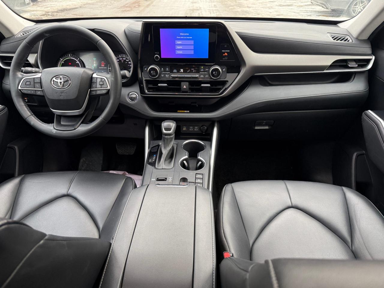 2023 Toyota Highlander Hybrid XLE AWD 8 SEATER, LEATHER, SUNROOF Photo