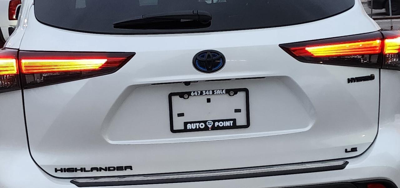 2022 Toyota Highlander Hybrid LE AWD, ONE OWNER Photo