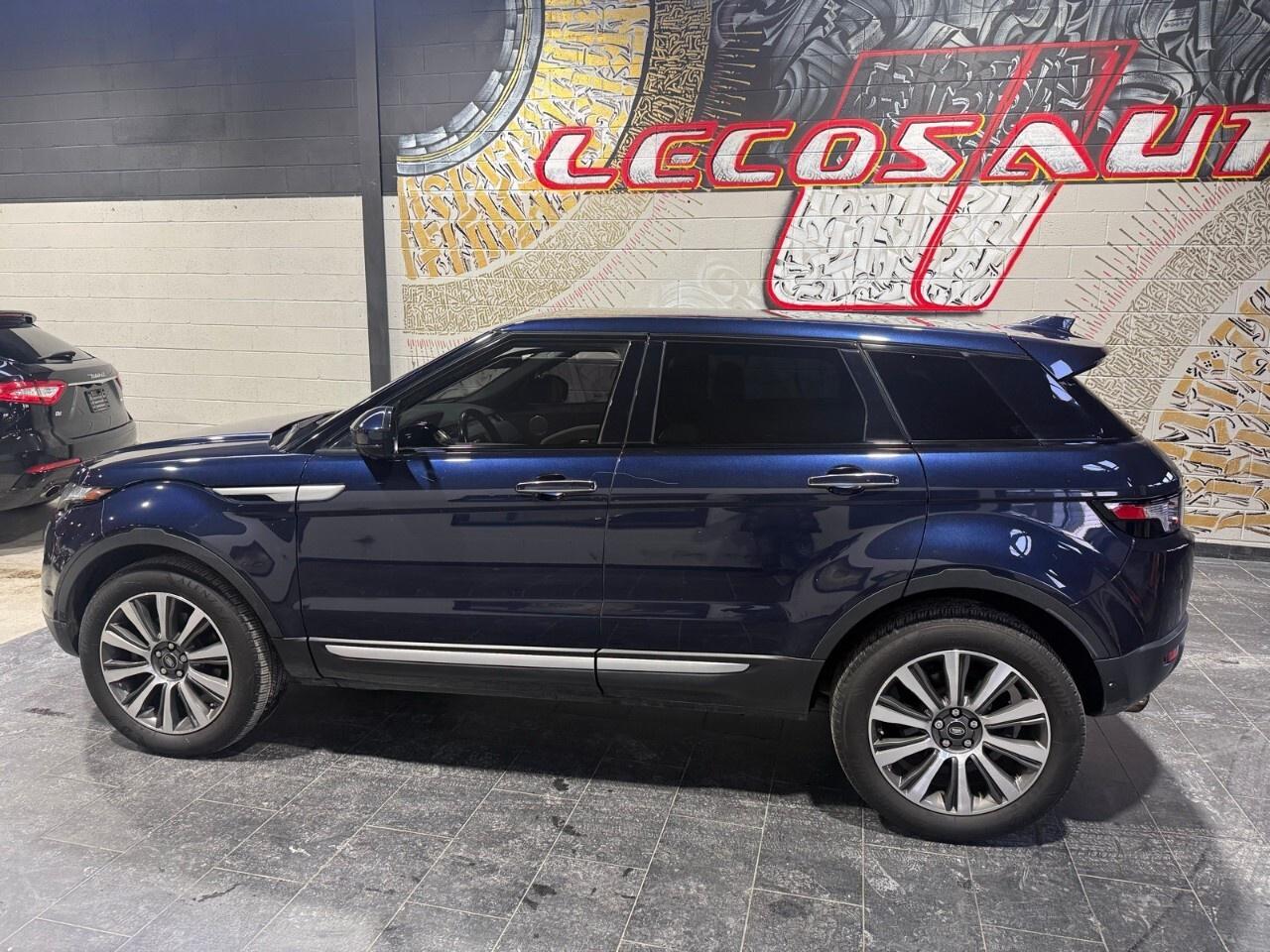 2017 Land Rover Range Rover Evoque 5dr HB HSE 2017 Range Rover Evoque HSE Photo