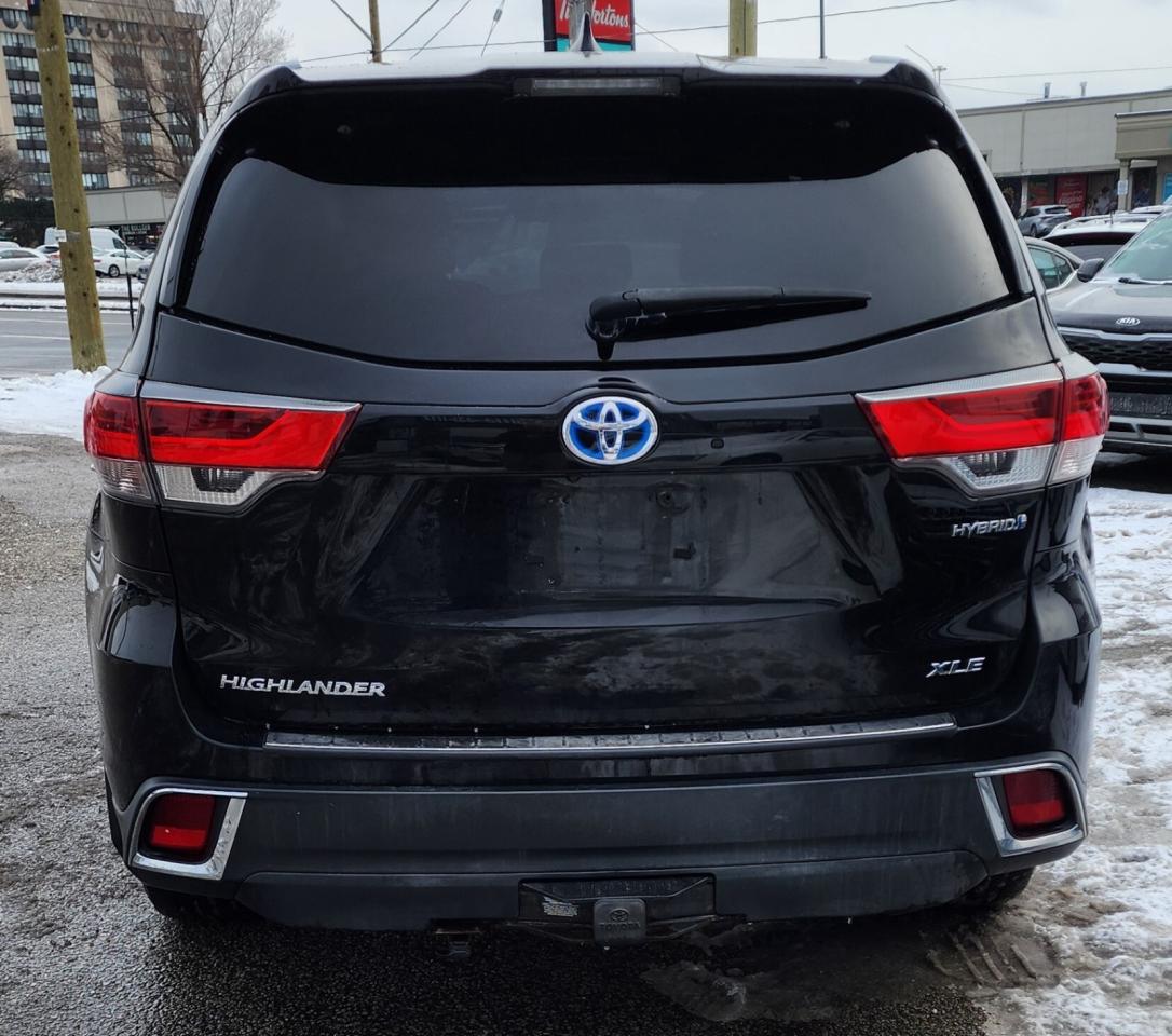 2019 Toyota Highlander Hybrid XLE AWD, FREE OF ACCIDENTS, ONE OWNER Photo3