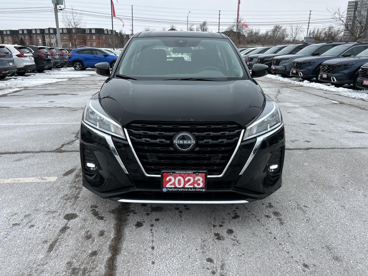 2023 Nissan Kicks S FWD CarPlay Blind Spot Rear Camera Bluetooth Photo