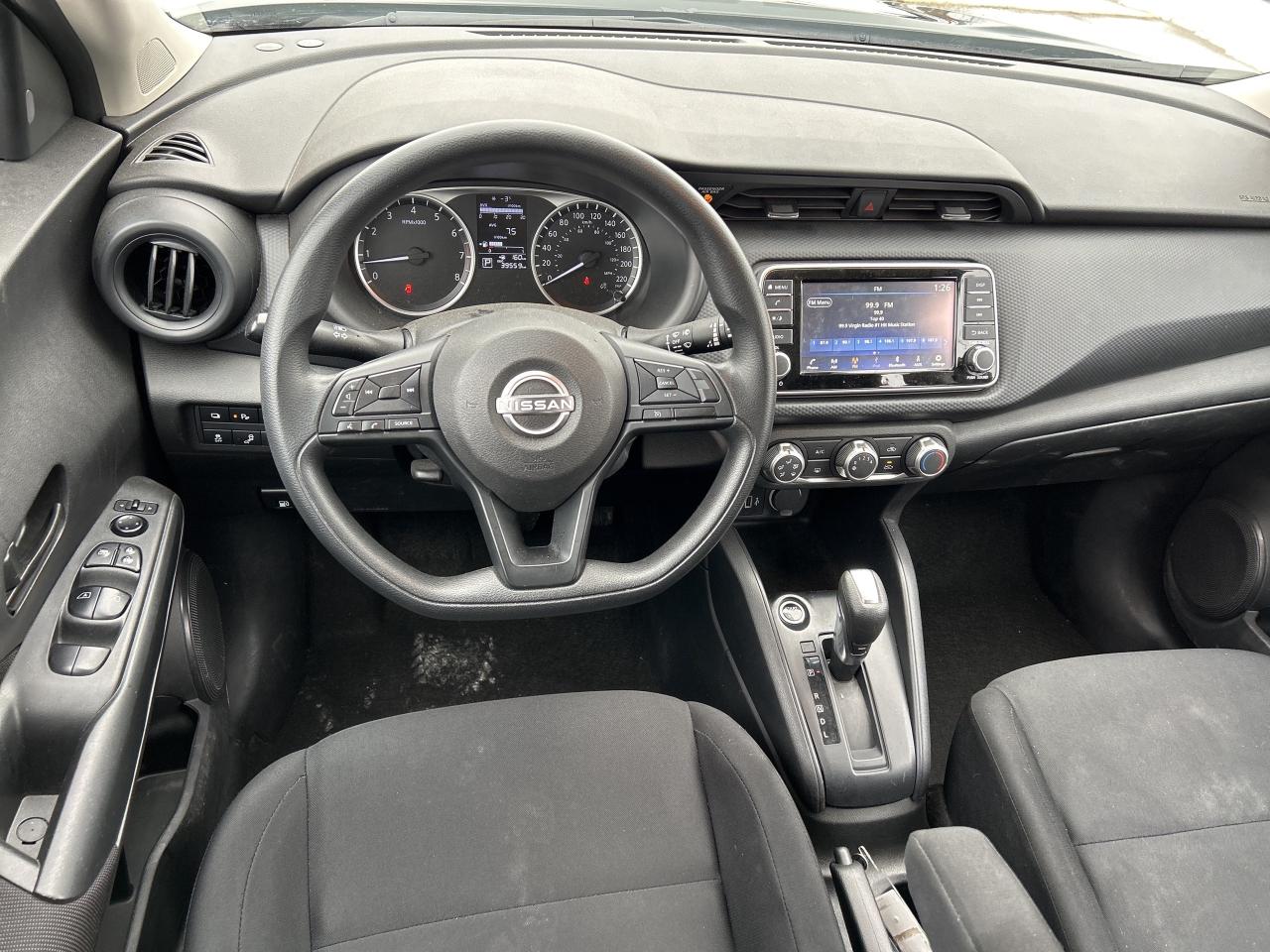 2023 Nissan Kicks S FWD CarPlay Blind Spot Rear Camera Bluetooth Photo