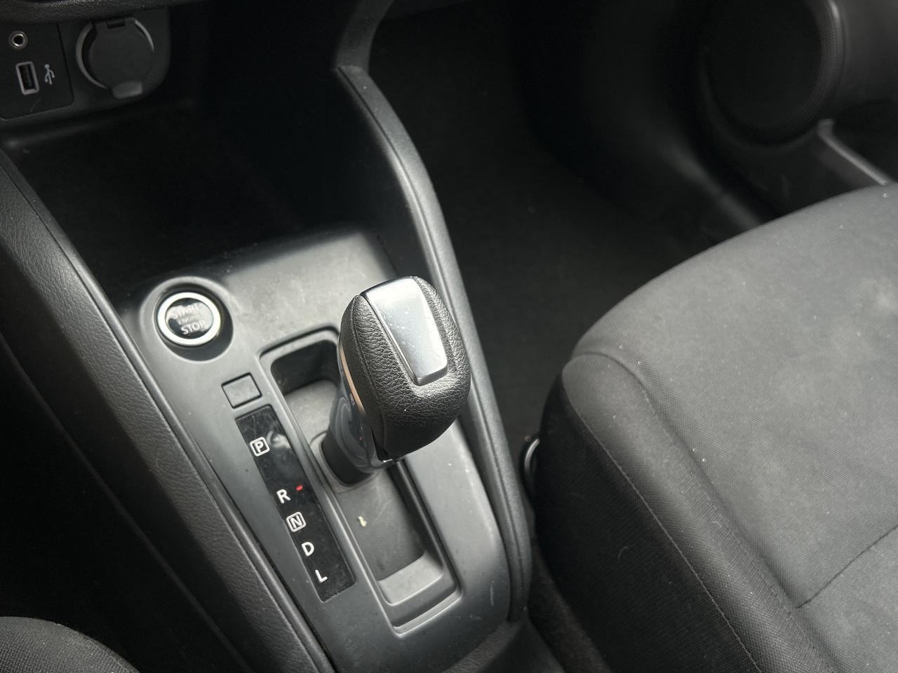 2023 Nissan Kicks S FWD CarPlay Blind Spot Rear Camera Bluetooth Photo