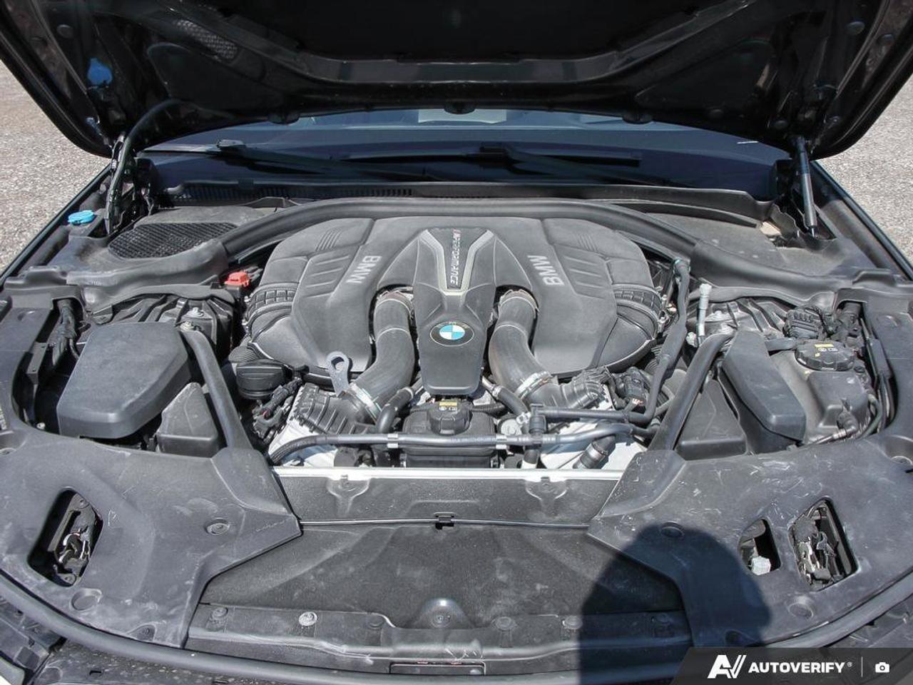 2018 BMW 5 Series M550i xDriveM550I XDRIVE, 4.4L V8, ALLOYS, NAV, SU Photo