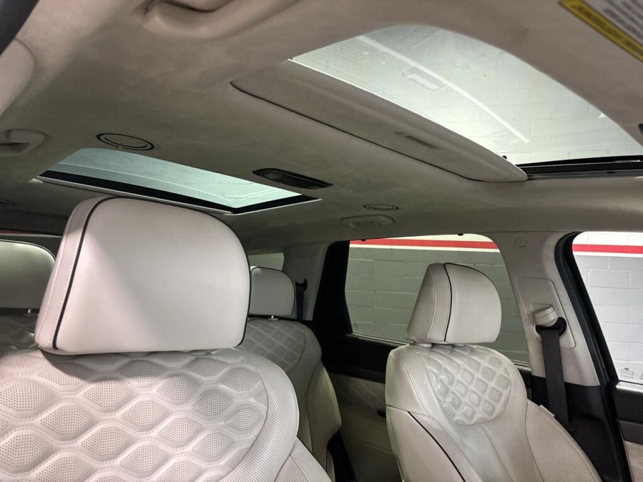 2021 Hyundai PALISADE Ultimate Calligraphy 7-PassengerAWD/ Top of the li Photo