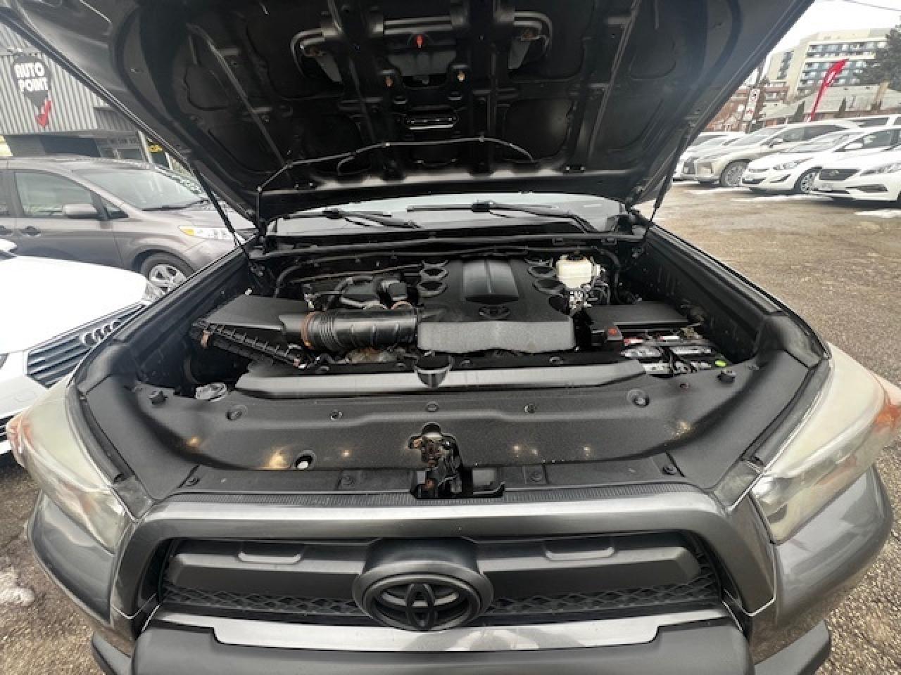 2011 Toyota 4Runner 4WD 4DR V6 SR5 Photo