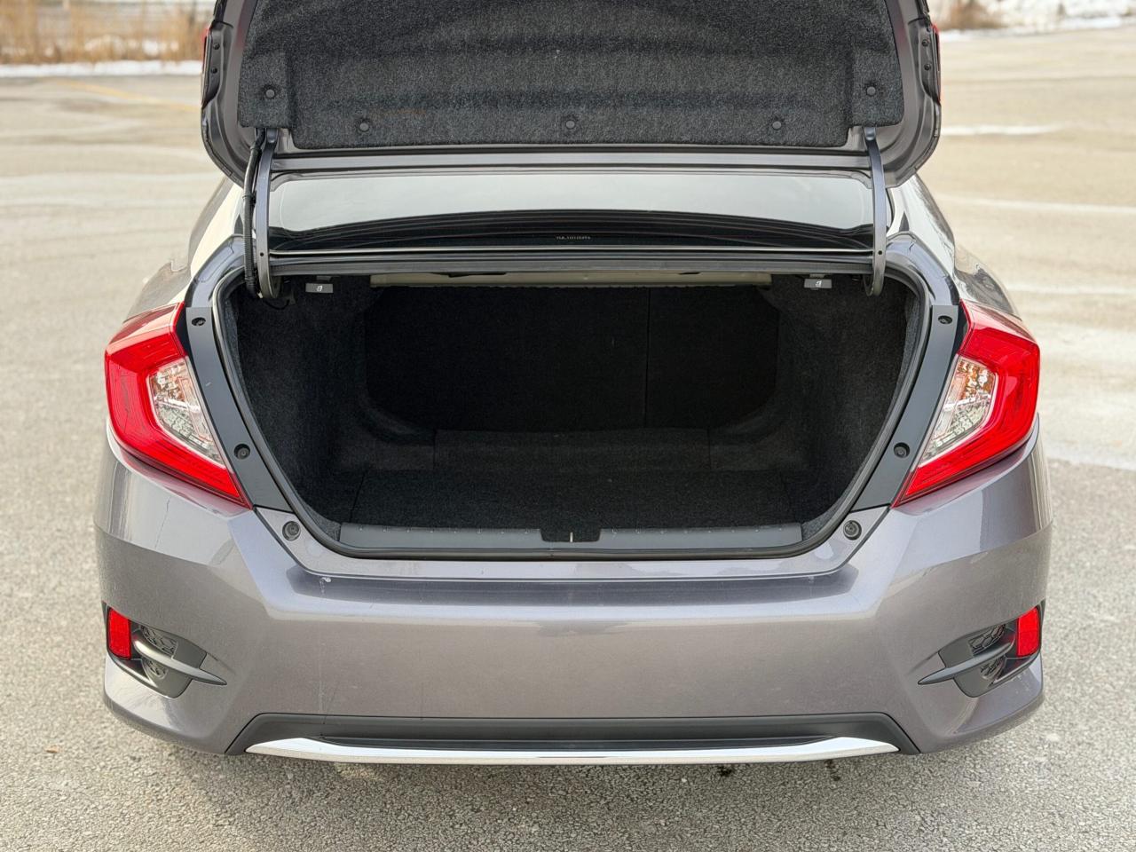 2020 Honda Civic TOURING   SUNROOF   NO ACCIDENT Photo