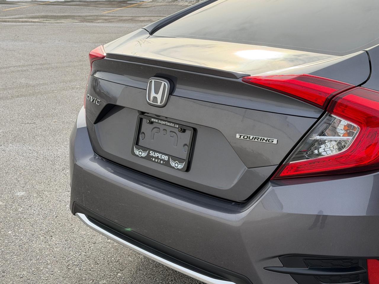 2020 Honda Civic TOURING   SUNROOF   NO ACCIDENT Photo