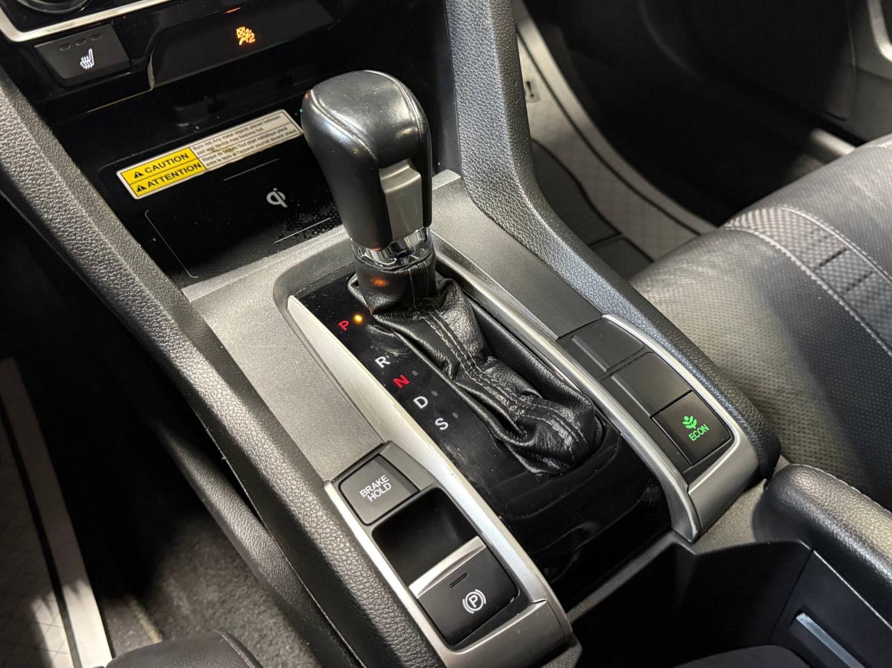 2020 Honda Civic TOURING   SUNROOF   NO ACCIDENT Photo