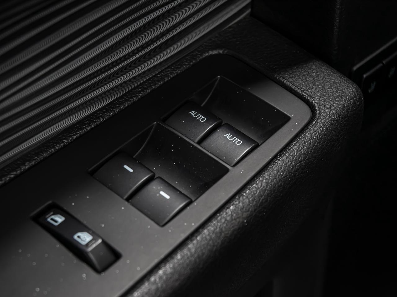 2018 Ford Flex LIMITED AWD BLIND SPOTS NAVI REAR VIEW 7 PASSENGER Photo